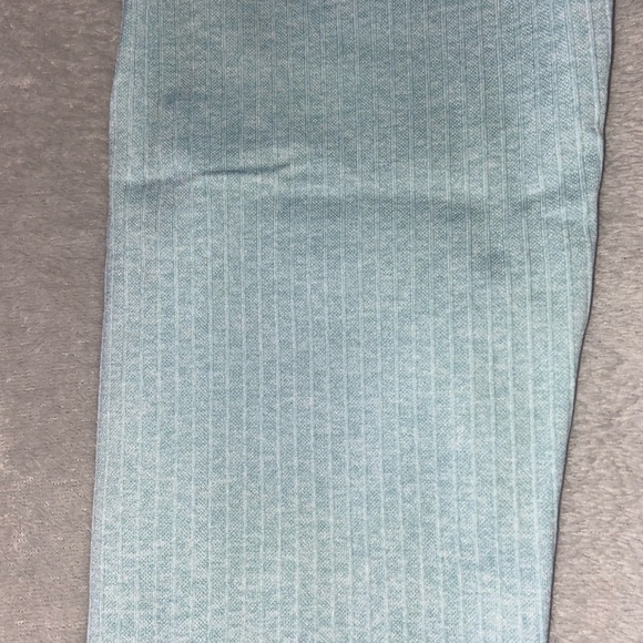 SOLD ON OFFERUP - Picture 3 of 4